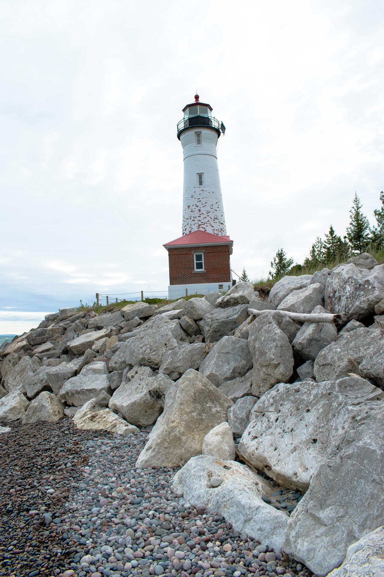 rocks-near-lighthouse